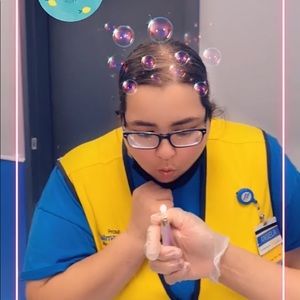 Meet your Posher, Angela